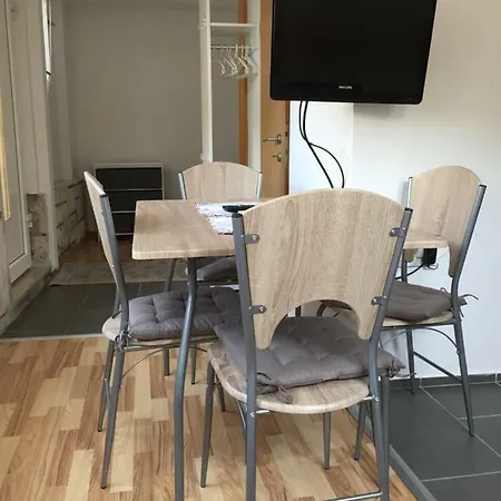 Apartman Luna *