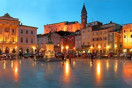 Luna * Piran